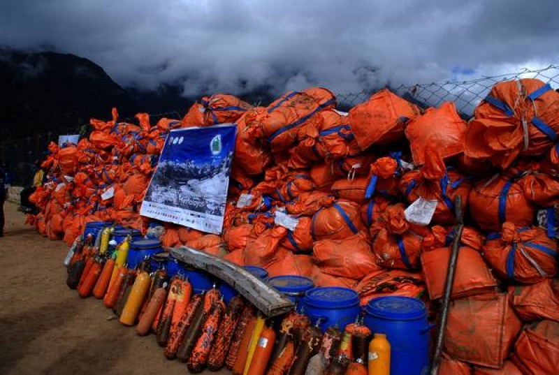 Everest Clean Up Programme (Spring 2011)